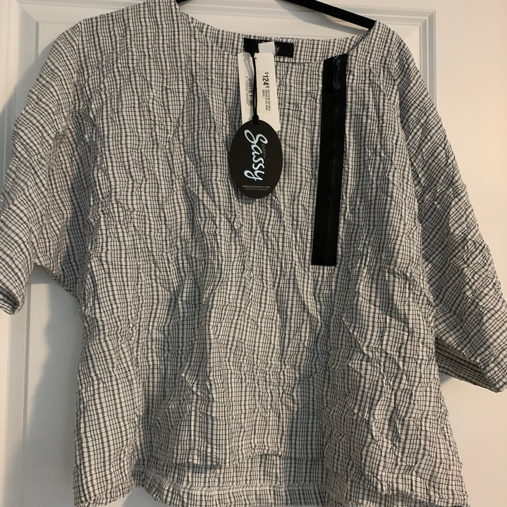 Sassy BNWT size L top